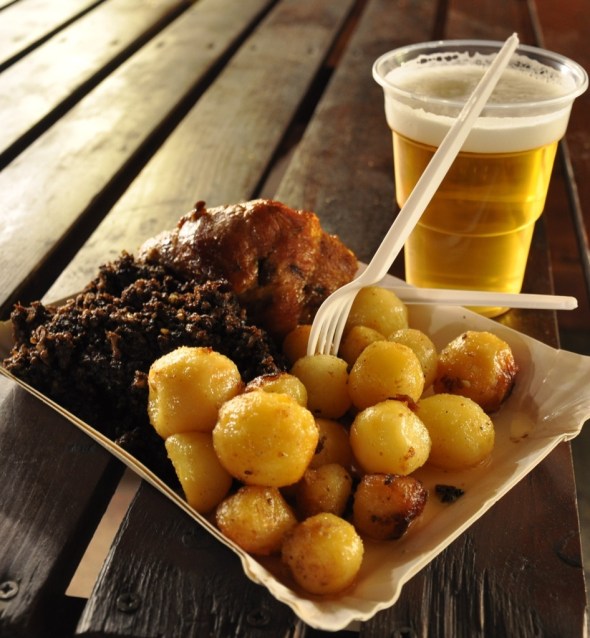 Ham hock with fried potatoes and black pudding