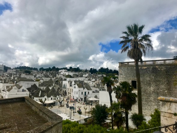 B7FC731B-44EE-4C03-ABA3-53E31FD31082