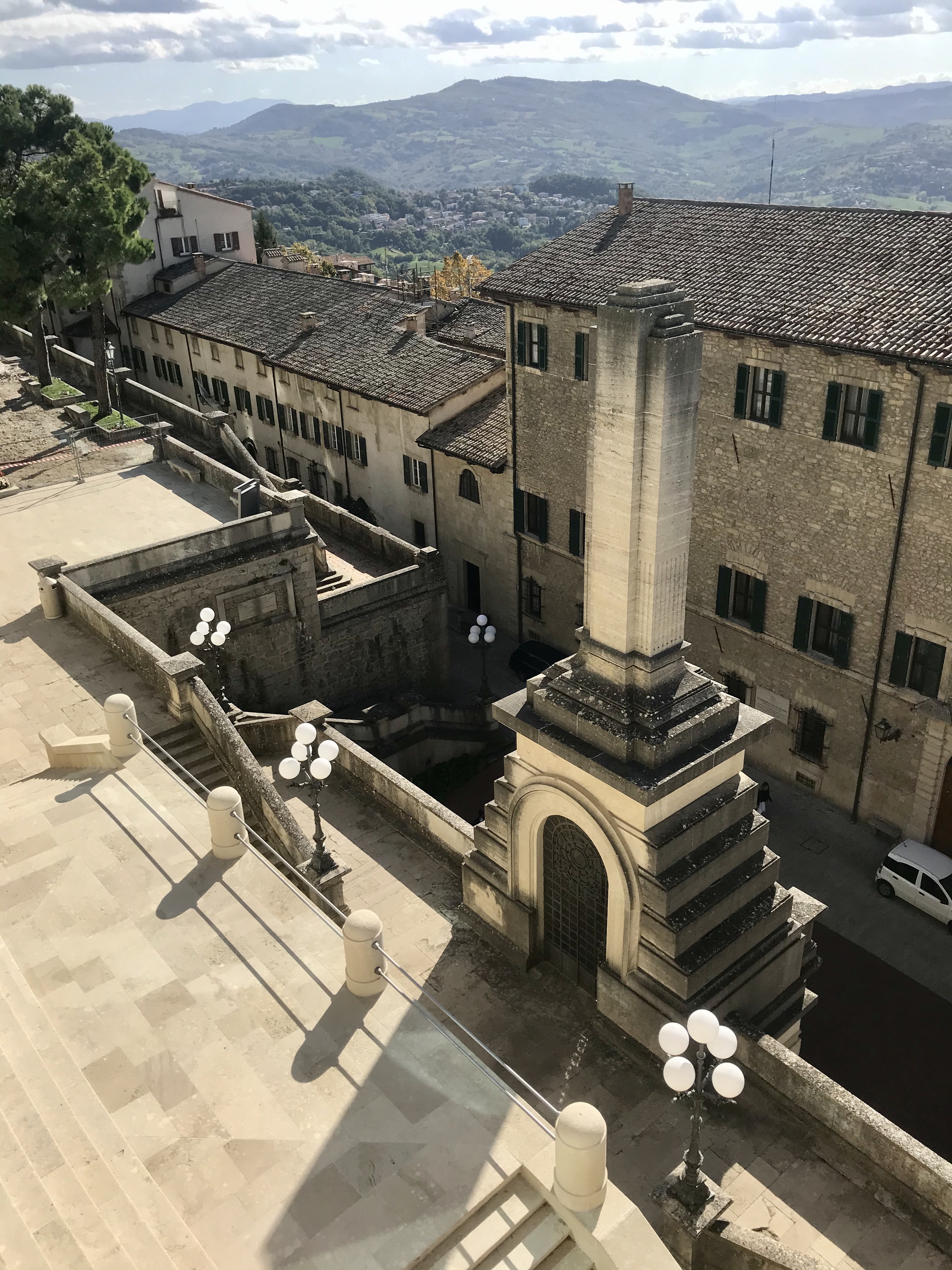 AFBF19D7-92CC-435B-A69F-C2140609ECFE